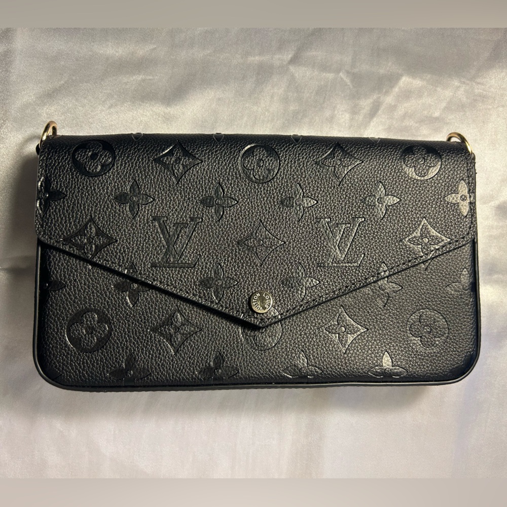 Louis Vuitton Félicie Pochette: Brand new!